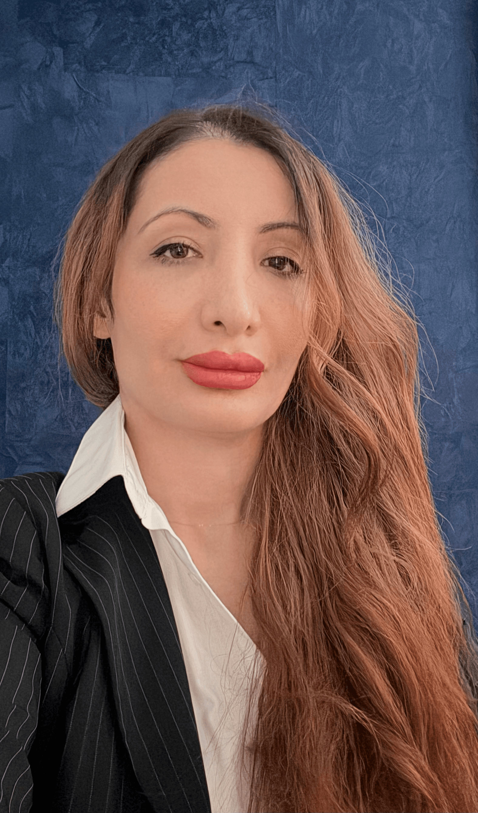 Dr. Roya Khanali, MS, MA, PsyD, Licensed Clinical Psychologist